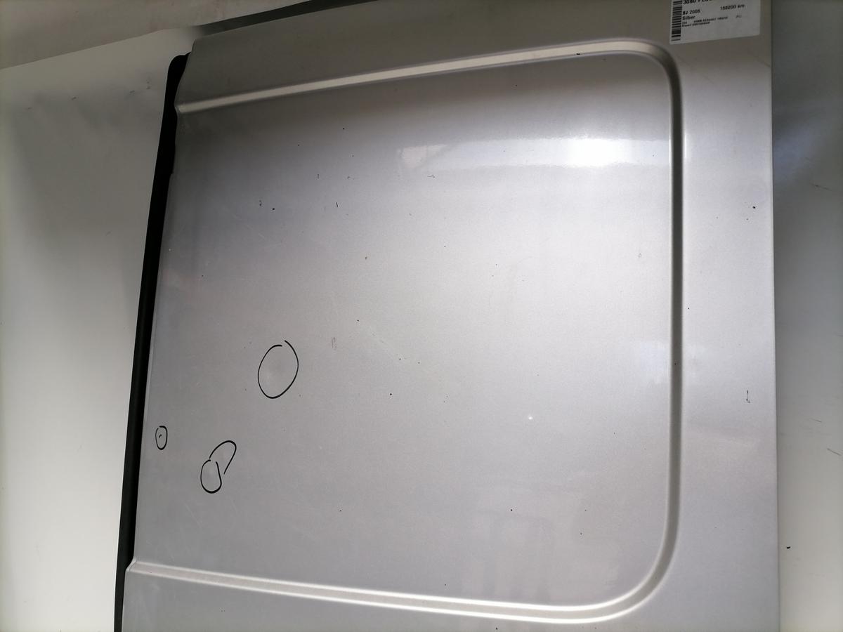 Renault Trafic 2 original Fl&uuml;gelt&uuml;r rechts Kastenwagen ohne Scheibe Silber Bj.2008